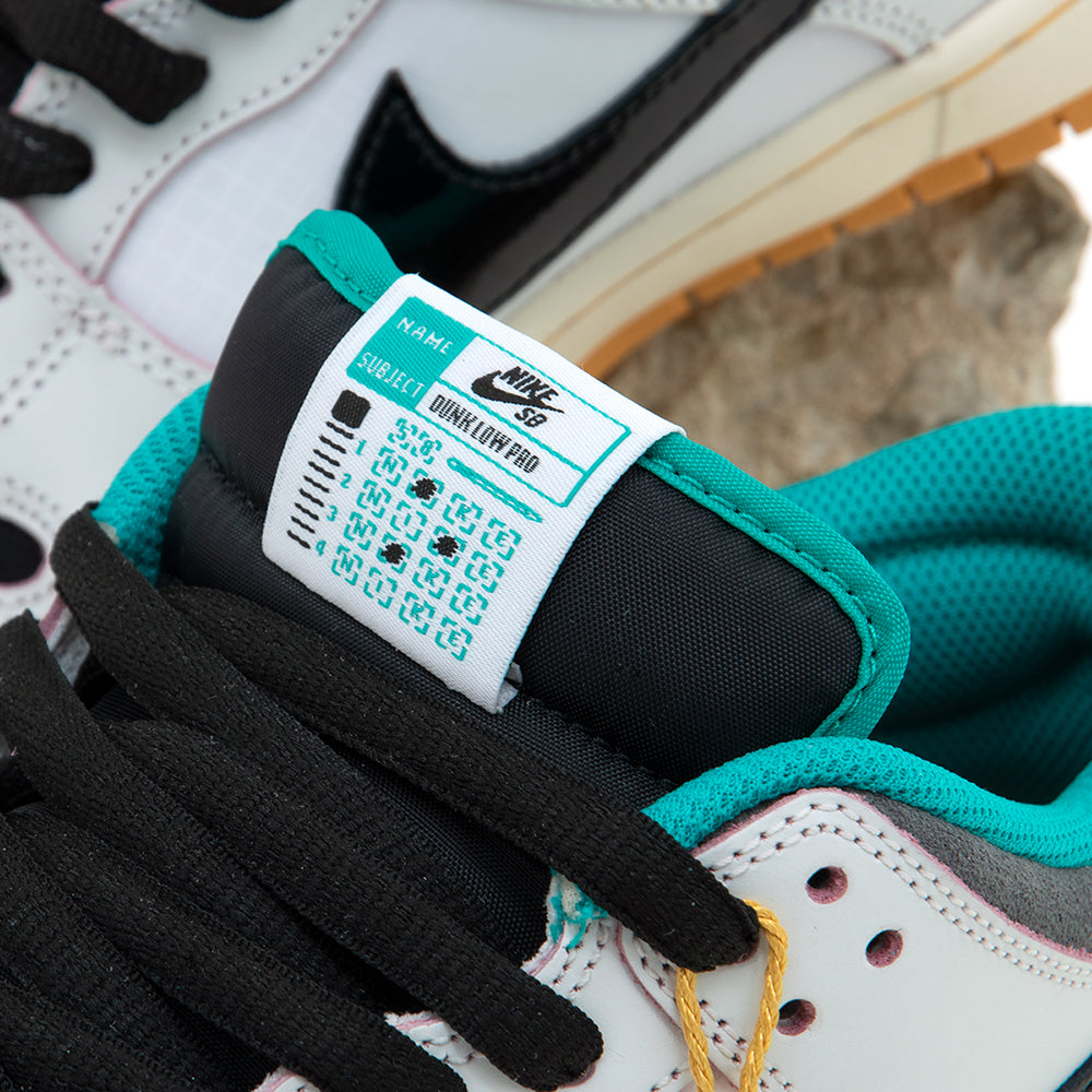 Dunk Low Pro (CSEF) White / Black