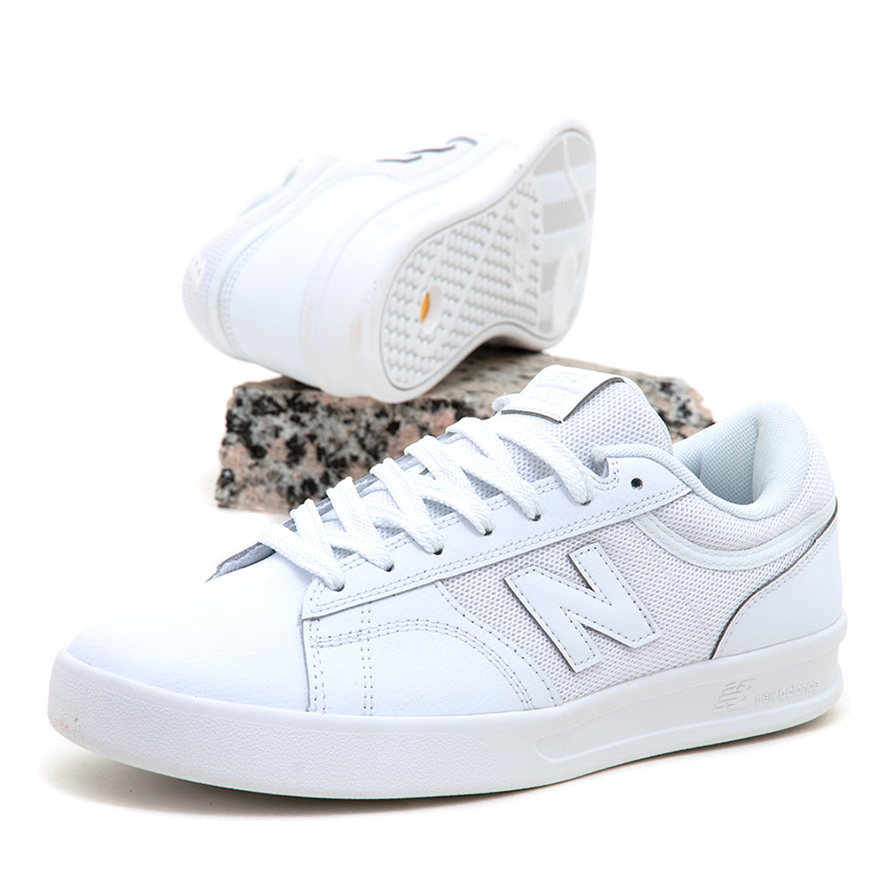 NM430 (White / White)