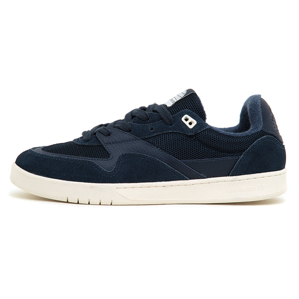 CM002 Lo (Dark Navy / White)