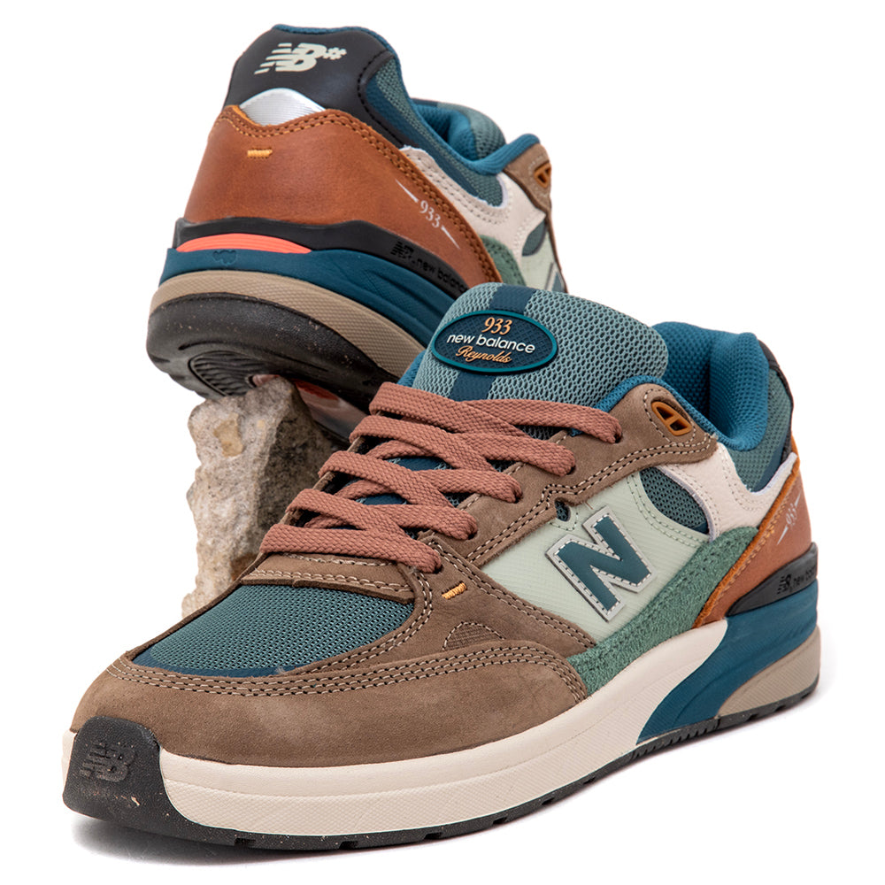 NM933 Andrew Reynolds (Tan / Teal)