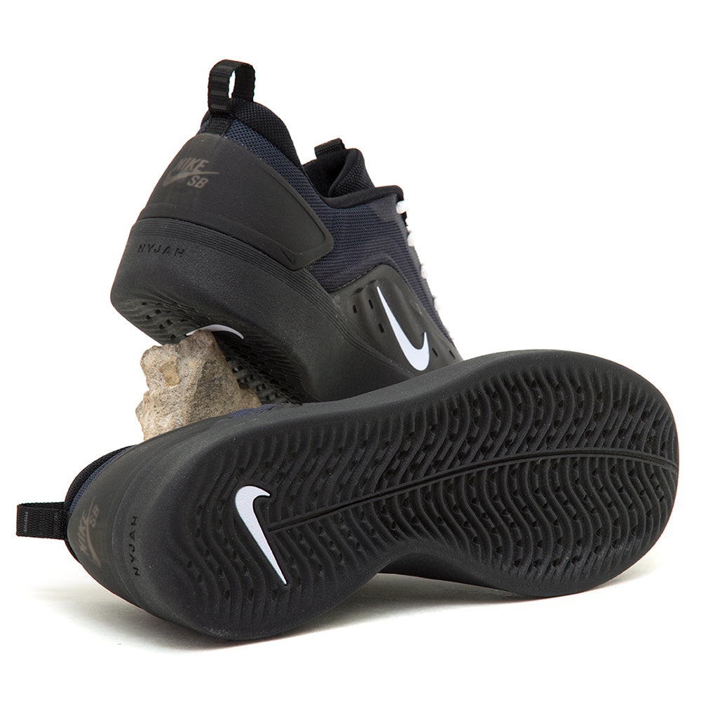 Zoom Nyjah 4 (Black / Black)