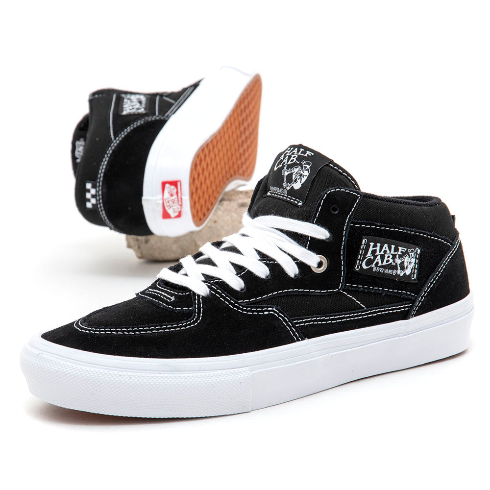Skate Half Cab (Black / White) VBU