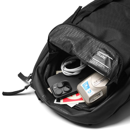 Skate Carrier 32L (Black Out)