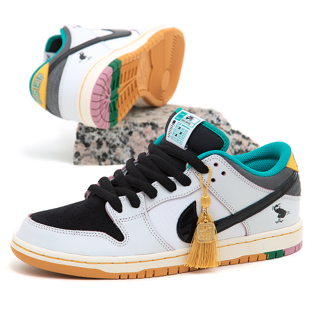 Dunk Low Pro (CSEF) White / Black