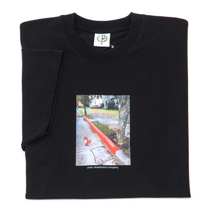 Red Curb T-Shirt (Black)