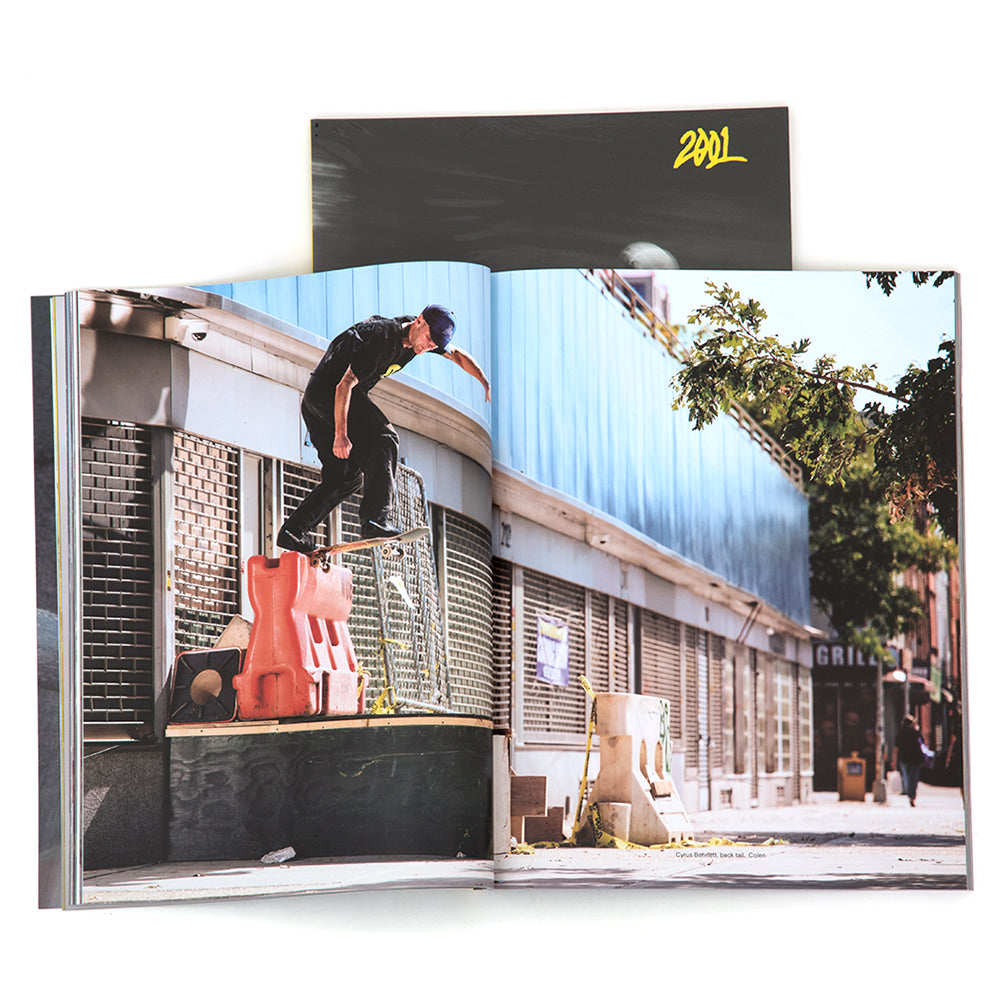 2001 Skateboard Magazine Fall/Winter Issue 7