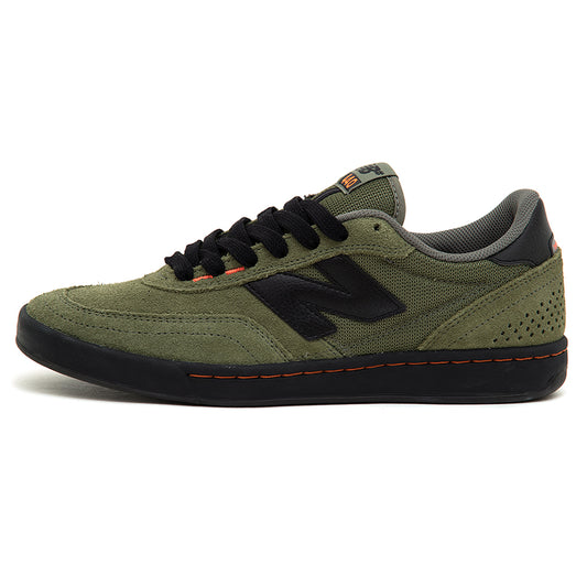 NM440 V2 (Dark Olivine / Black)