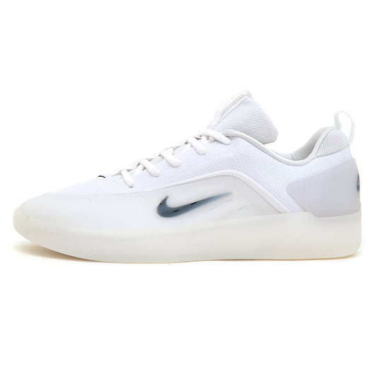 Zoom Nyjah 4 (White / Black - White - Black)