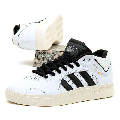 Tyshawn (Footwear White / Core Black / Footwear White)