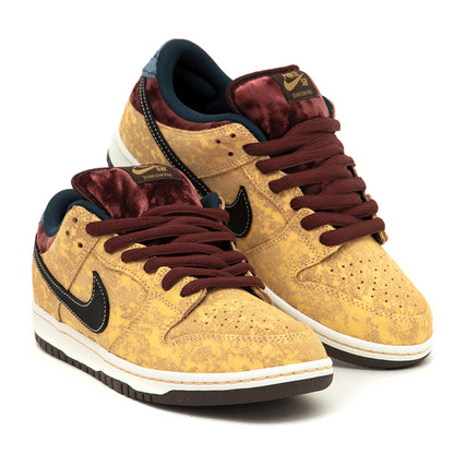 Dunk Low Pro (City of Cinema) Celestial Gold / Black