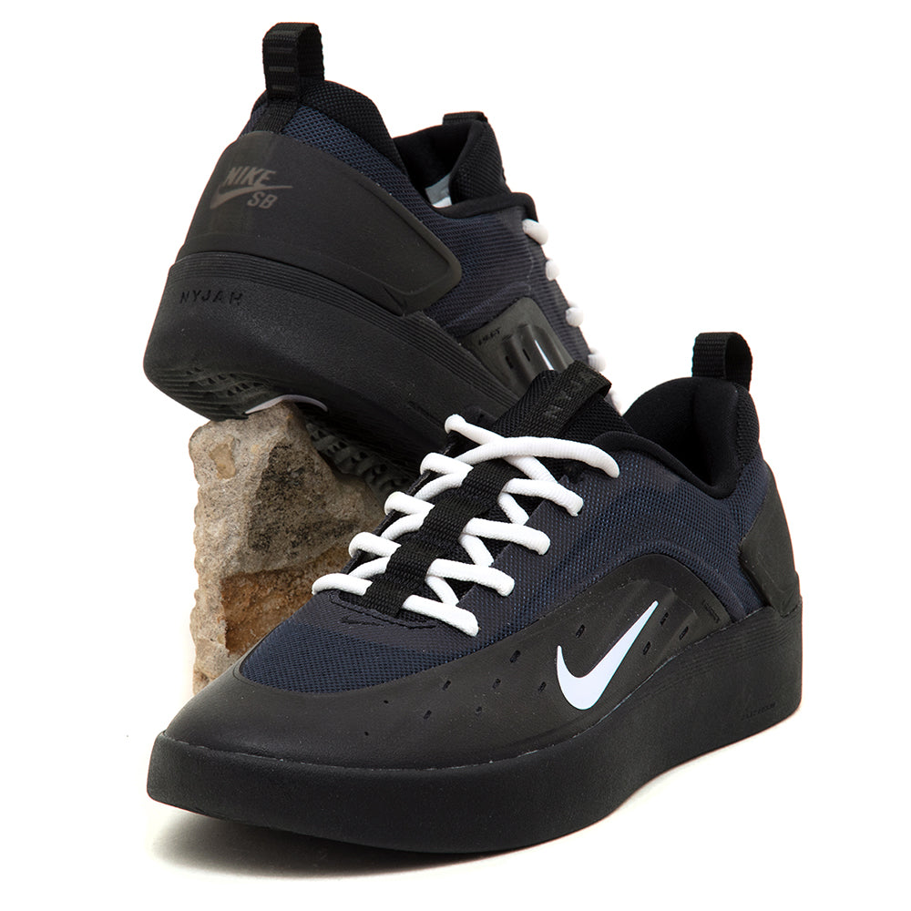 Zoom Nyjah 4 (Black / Black)