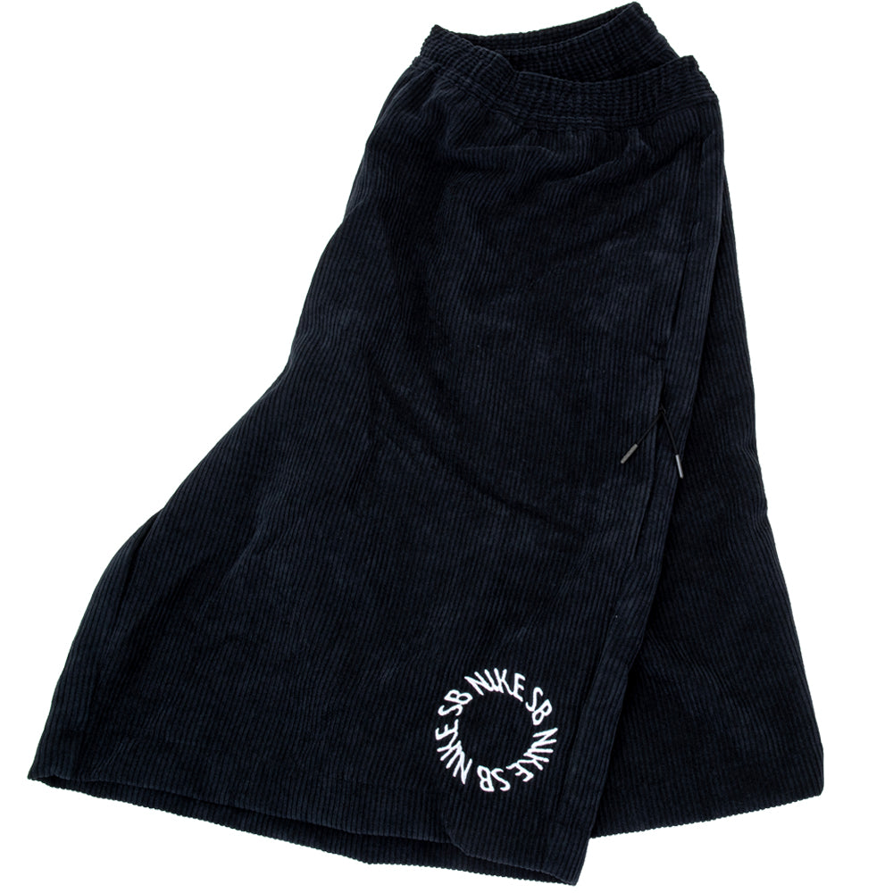 Corduroy Skate Short (Black / White)