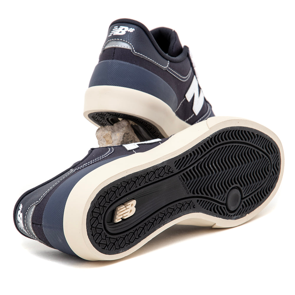 NM272 (Navy / White) – Uprise Skateshop