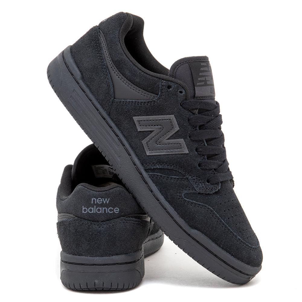 NM480 (Black / Black)