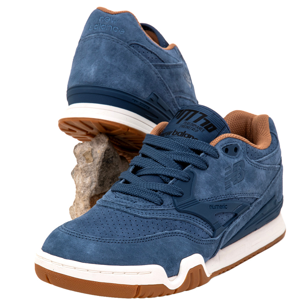NM770 (Navy / White) – Uprise Skateshop