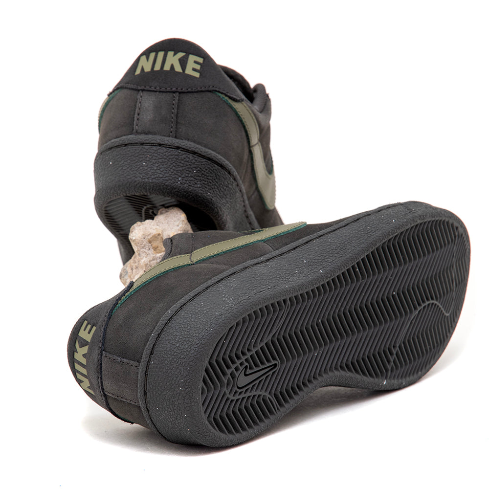 Zoom Tennis Classic (Deep Pewter / Medium Olive) – Uprise Skateshop